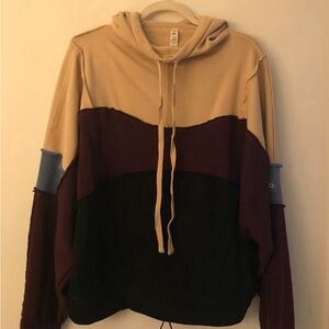 Alo Yoga Sweatshirt Size: M